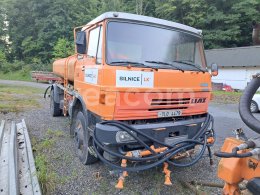 Online aukce: KAROSA  SA 8 L 110