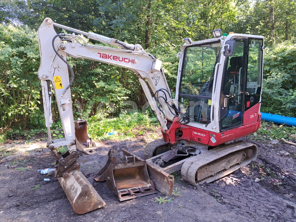 Online aukce: TAKEUCHI  TB 230