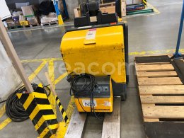Online aukce:   JUNGHEINRICH ERE 220