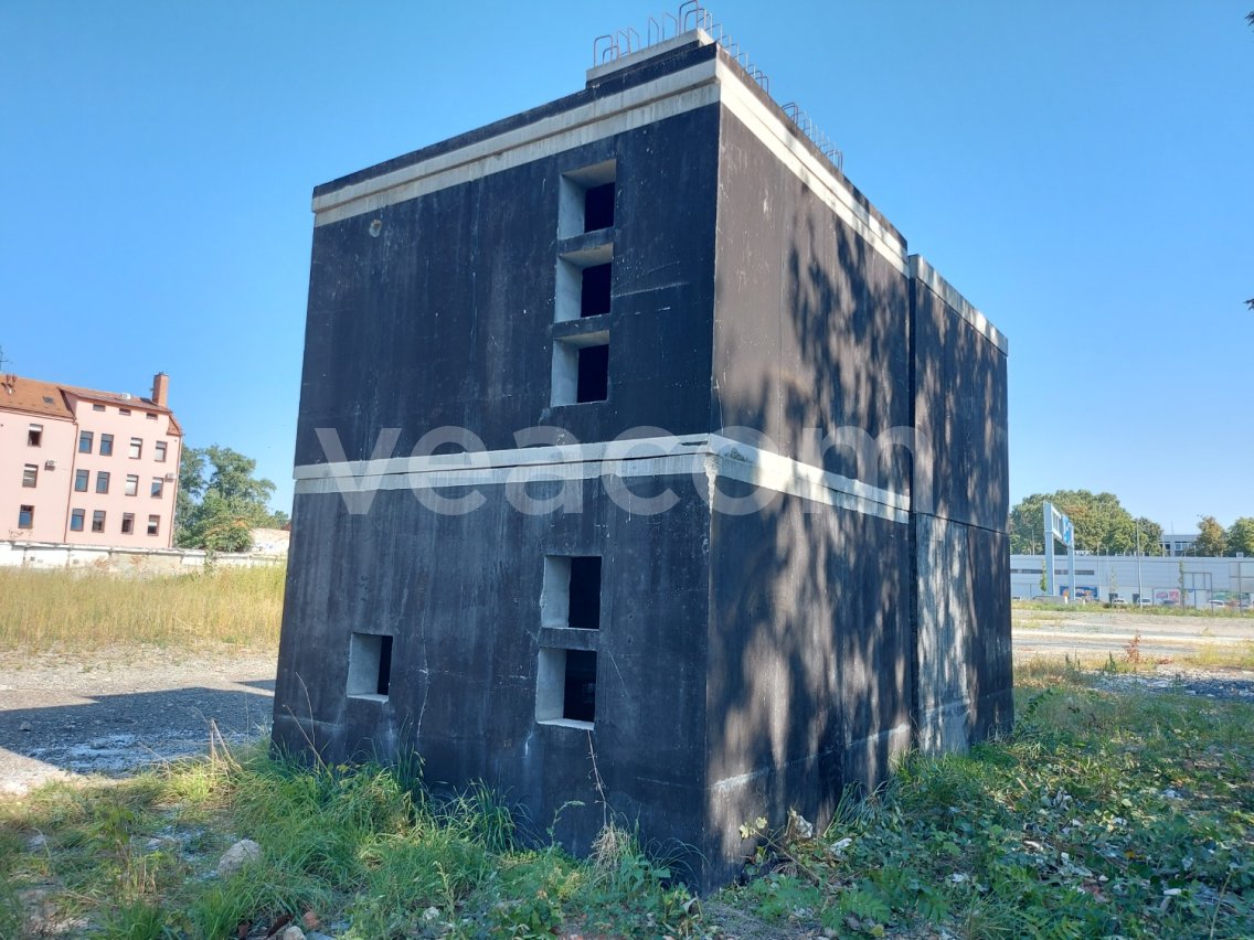 Online aukce:   KABELOVODNÍ ŠACHTA 340X310 (2)