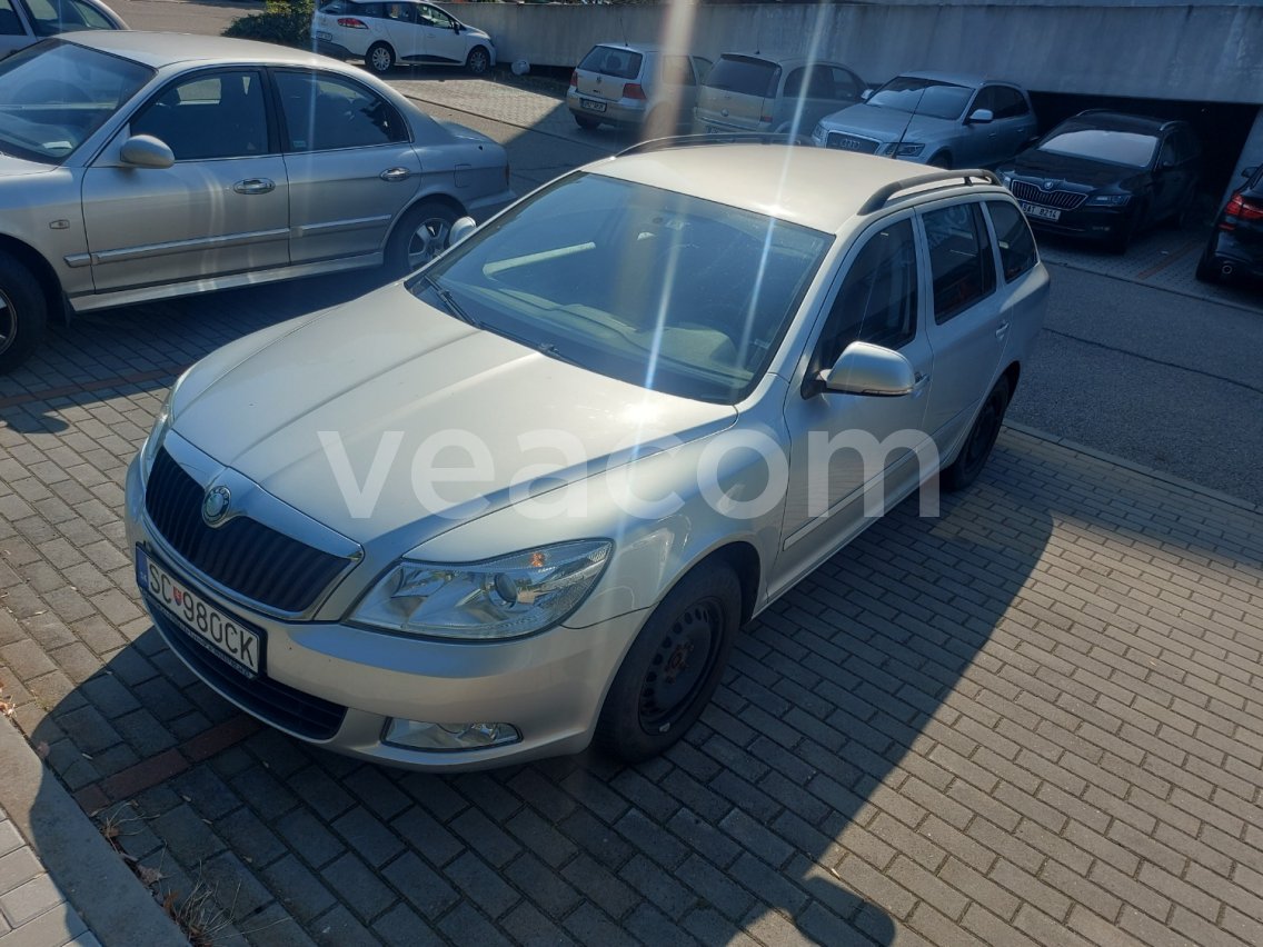 Online aukce: ŠKODA  OCTAVIA