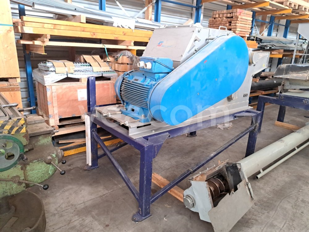 Online aukce:  S 200 X 500 - R3 - 4/55