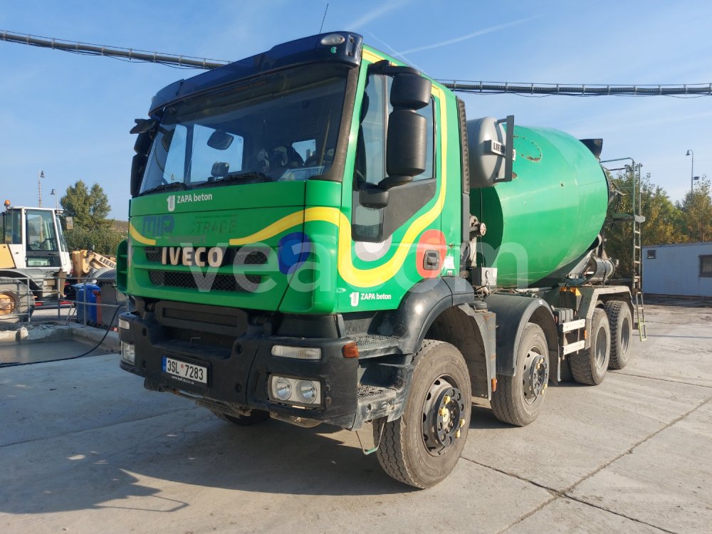 Online aukce: IVECO  TRAKKER 410 8X4