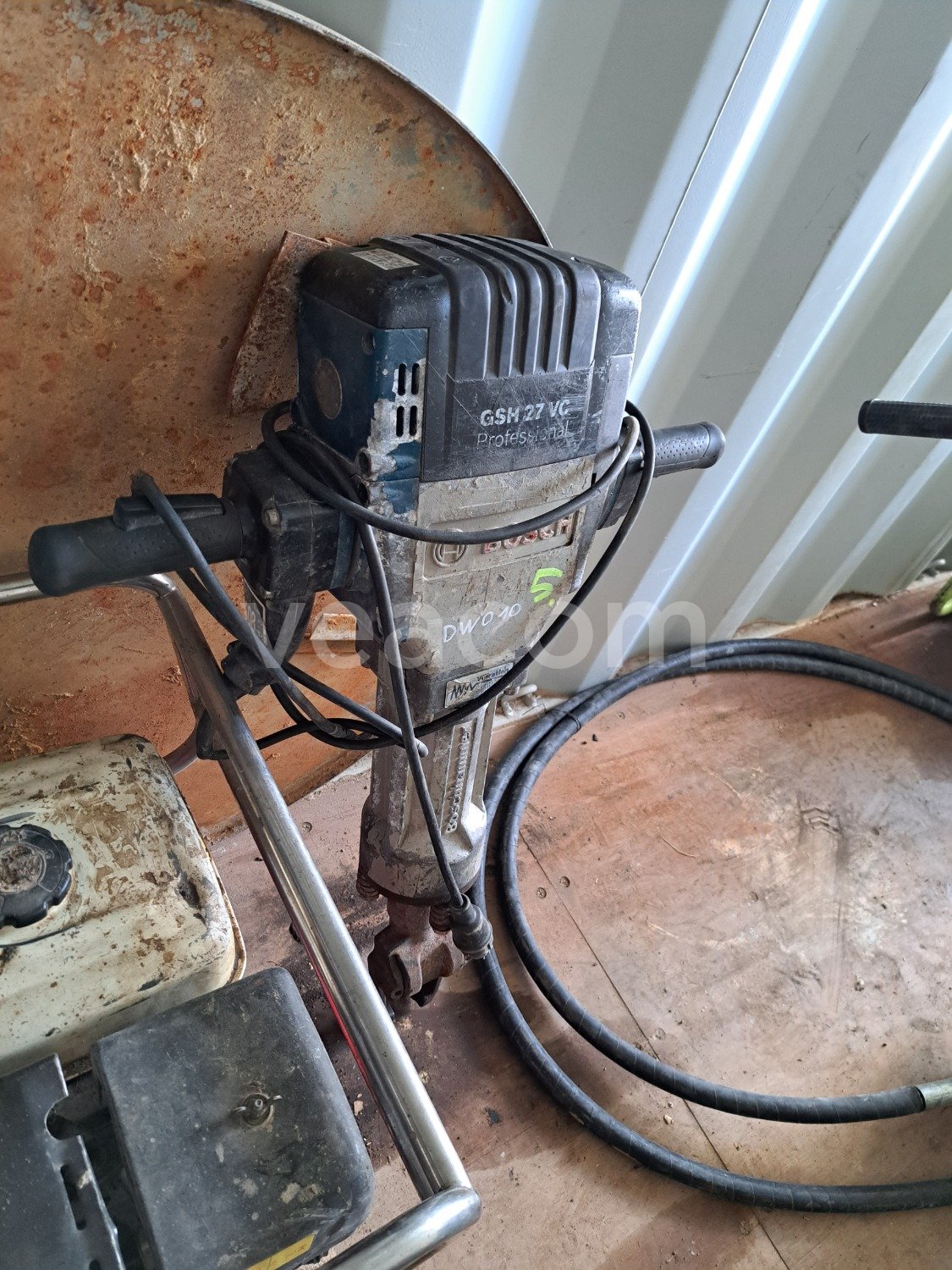 Aukcja internetowa:   BOSCH GSH 27 VC (DW010)