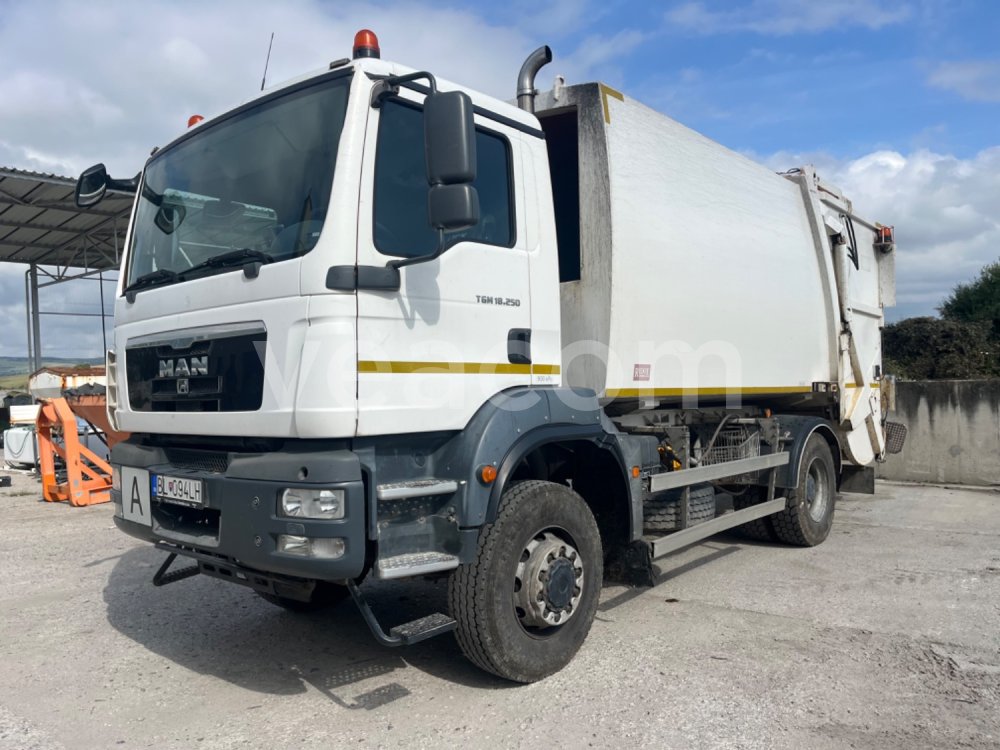 Online aukce: MAN  TGM 18.250 4X4
