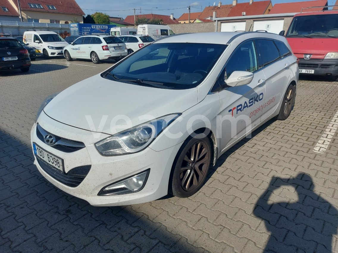 Online-Versteigerung: HYUNDAI  I40