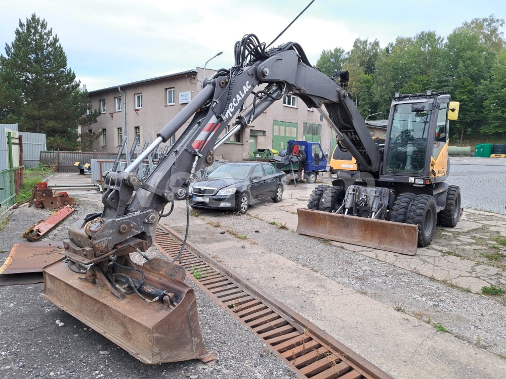 Aukcja internetowa: MECALAC  714 MW