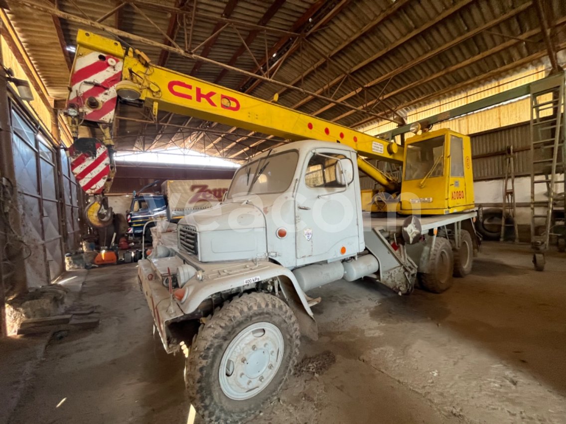 Online aukce:   V3S AD080 6X6