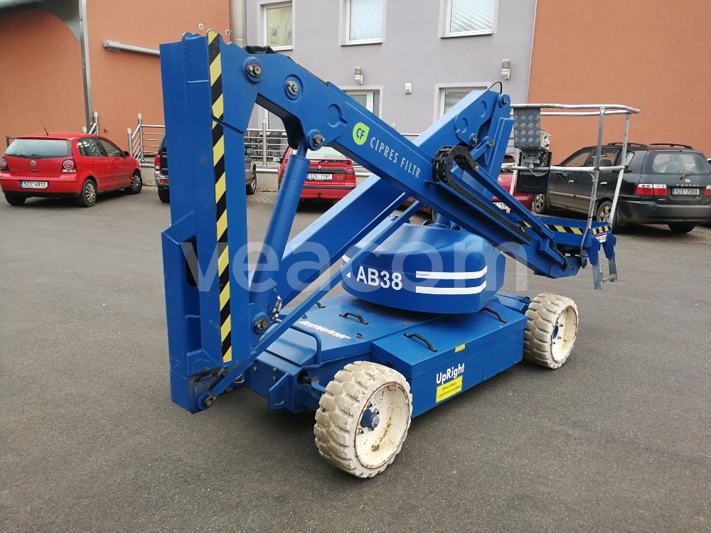 Aukcja internetowa: UPRIGHT  UPRIGHT AB38