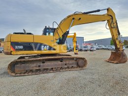 Online aukce: CATERPILLAR  320D