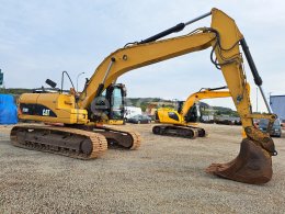 Online aukce: CATERPILLAR  320D