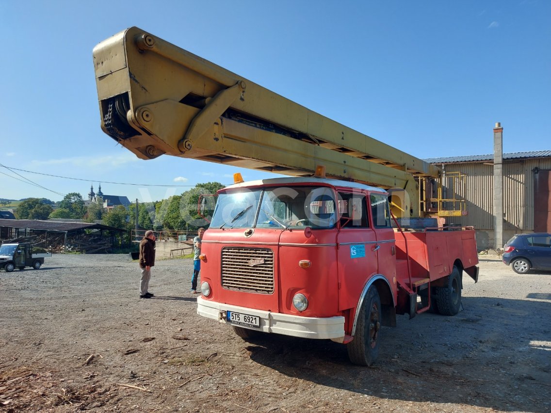 Online árverés: LIAZ  Š 706 RTH