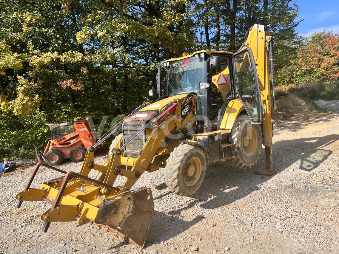 Online auction: CAT  432F2