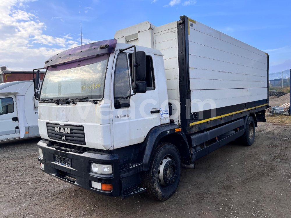 Aukcja internetowa: MAN  LE 280 B