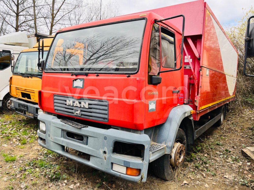Aukcja internetowa: MAN  LE280B