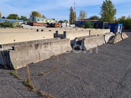 Aukcja internetowa:   BETONOVÉ OBOUSTRANNÉ SVODIDLO