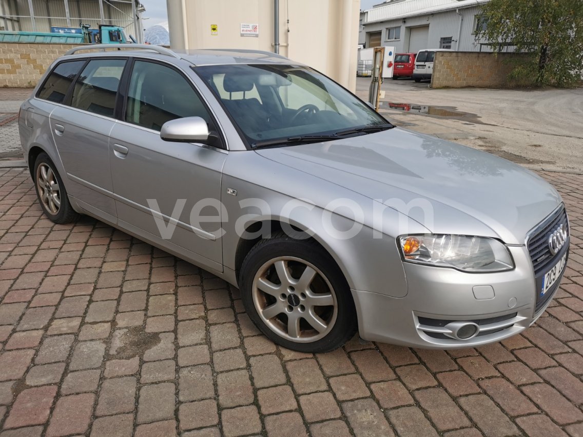Online aukce: AUDI  A4 AVANT QUATTRO